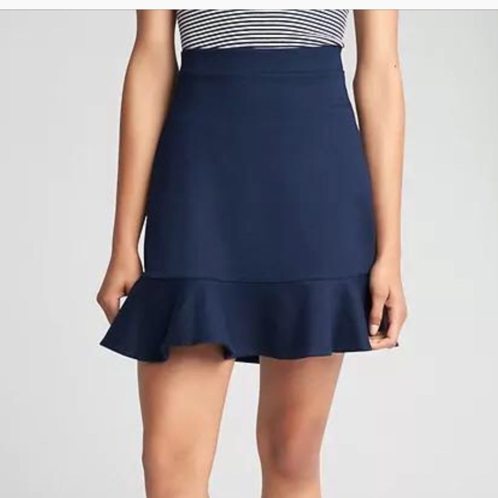 GAP skirt in ponte navy- XS petite, NWT